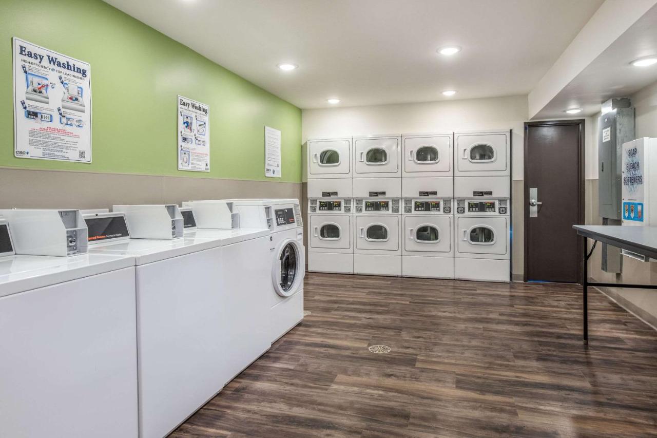 Woodspring Suites Greenville Haywood Mall מראה חיצוני תמונה